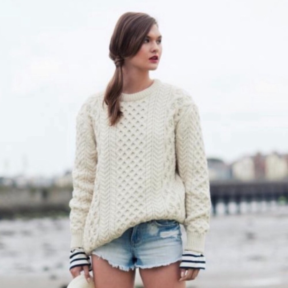 Uniqlo Fisherman wool blend Cable Knit Sweater